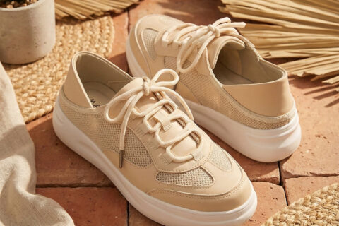 Women’s Hy-Sneaks Beige Soft-Cushion Mule Sneakers